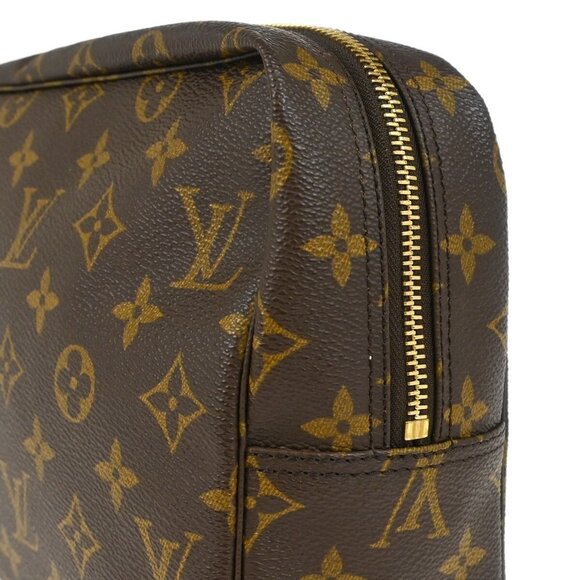 Louis Vuitton Monogram Trousse Toilette 28 Cosmetic Pouch - Picture 14 of 15